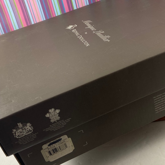 Monique Lhuillier for Royal Doulton pair of wine glasses NIB - Picture 7 of 10